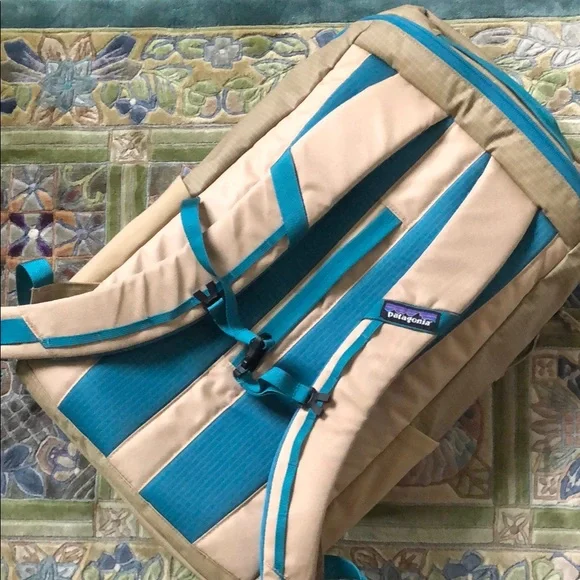 Patagonia Black Hole Pack Backpack 25L - Picture 5 of 11